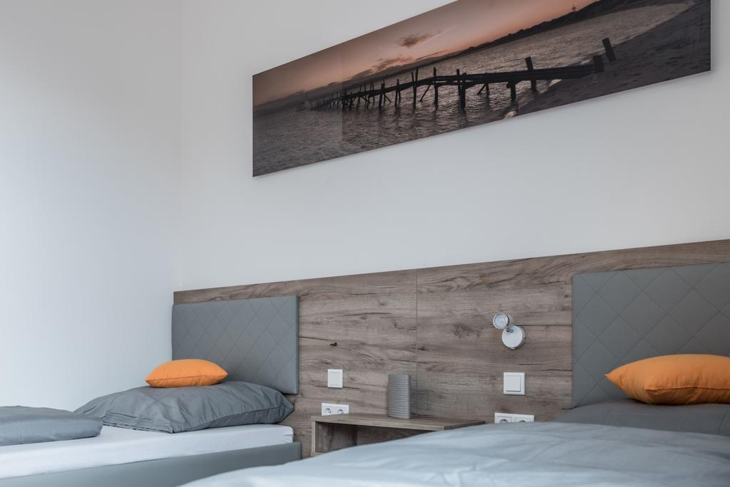 FirstSleep Boardinghouse Griesfeldstrasse München Aparthotel Buitenkant foto
