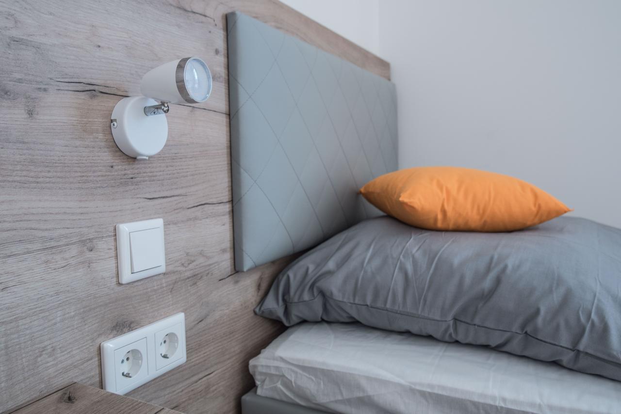 FirstSleep Boardinghouse Griesfeldstrasse München Aparthotel Buitenkant foto