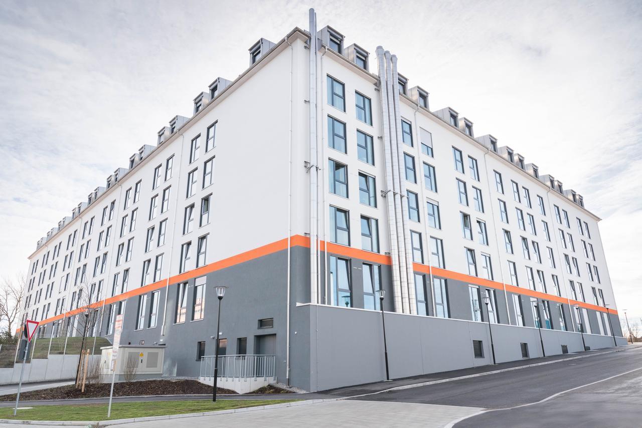 FirstSleep Boardinghouse Griesfeldstrasse München Aparthotel Buitenkant foto